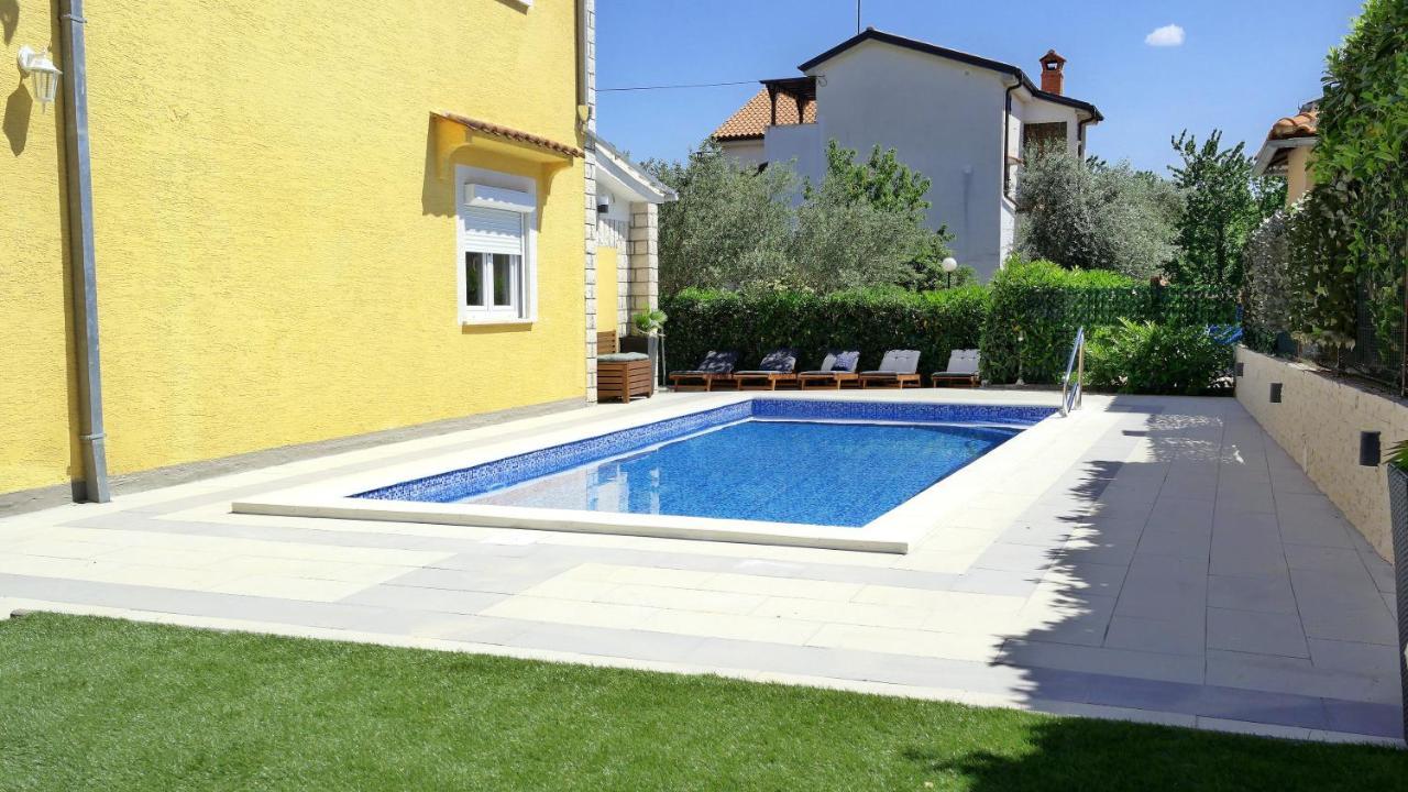 Holiday House Holek Šilo Exterior foto